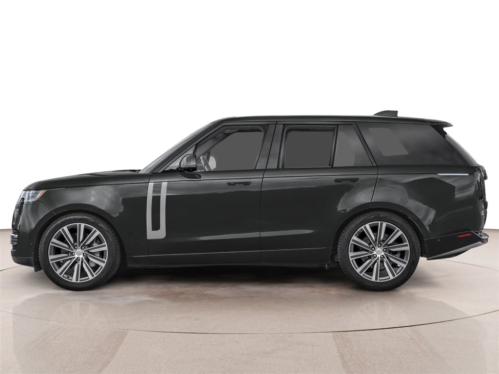 New 2026 Land Rover Range Rover SE SUV