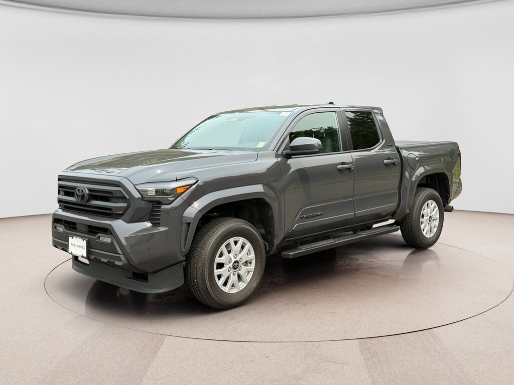 Used 2025 Toyota Tacoma SR5 Truck Double Cab