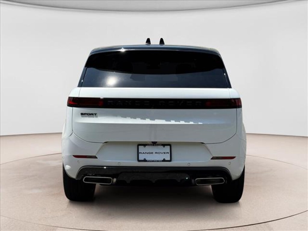 New 2026 Land Rover Range Rover Sport Dynamic SE SUV
