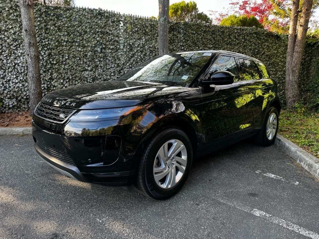 2026 Land Rover Range Rover Evoque S's photo