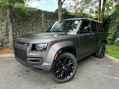 2025 Land Rover Defender 110 Octa SUV