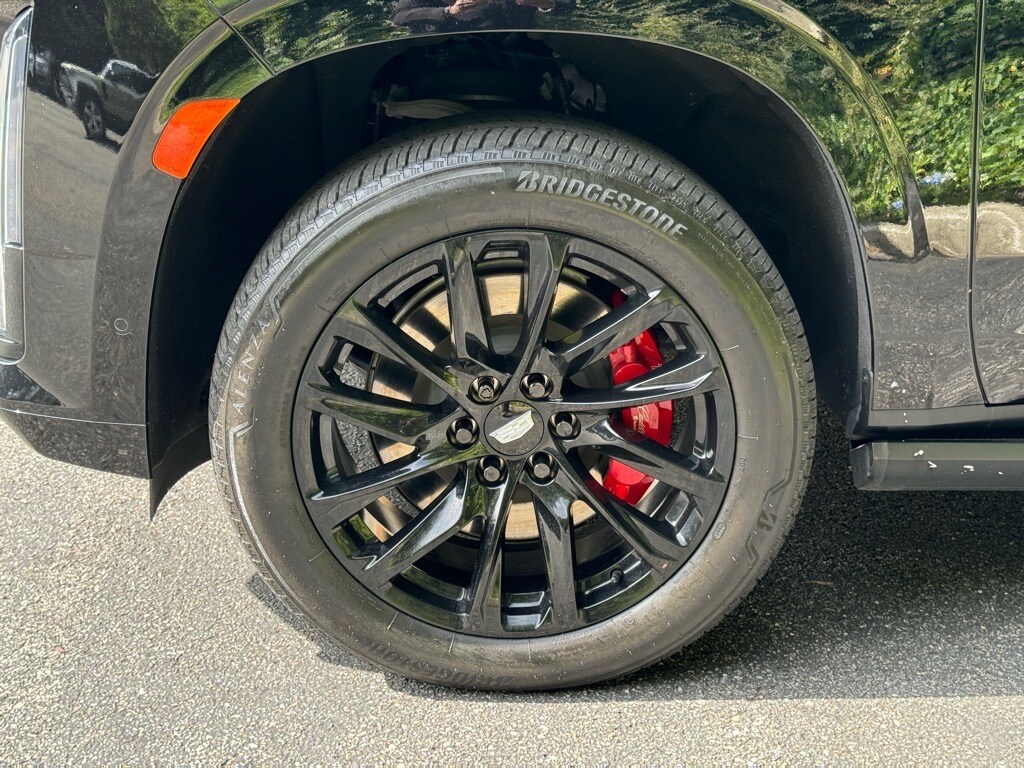 2023 Cadillac Escalade ESV Sport Platinum photo 3