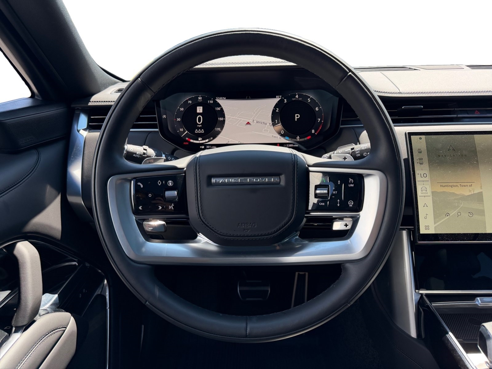 2025 Land Rover Range Rover SE - Photo 10