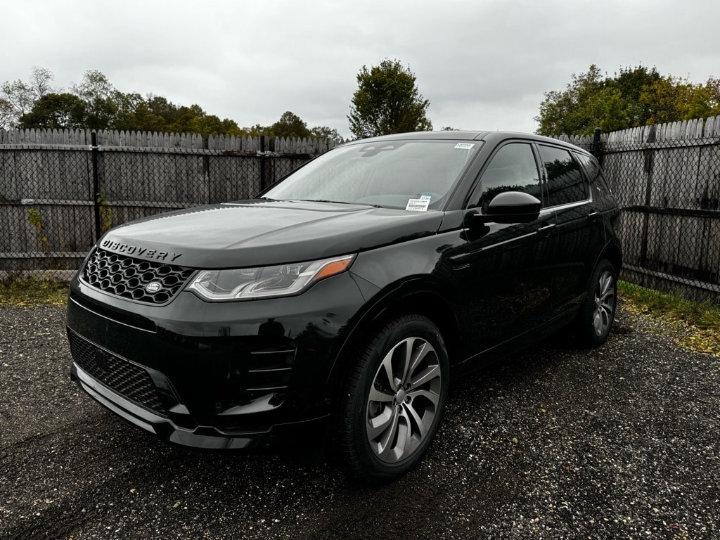 New 2025 Land Rover Discovery Sport Dynamic SE SUV SWB