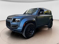 2026 Land Rover Defender 110 Octa SUV