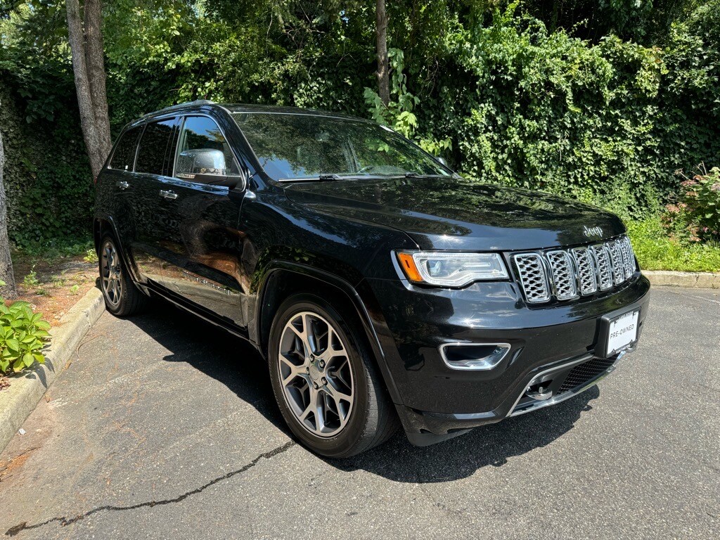 2021 Jeep Grand Cherokee Overland photo 3