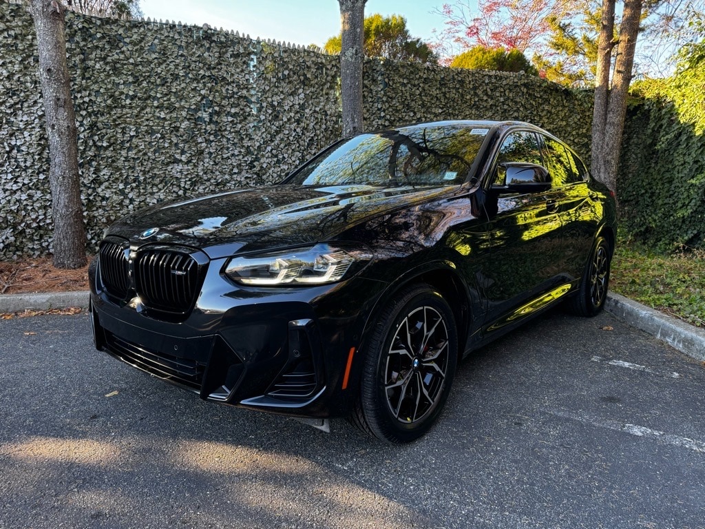 2023 BMW X4 M40i's photo