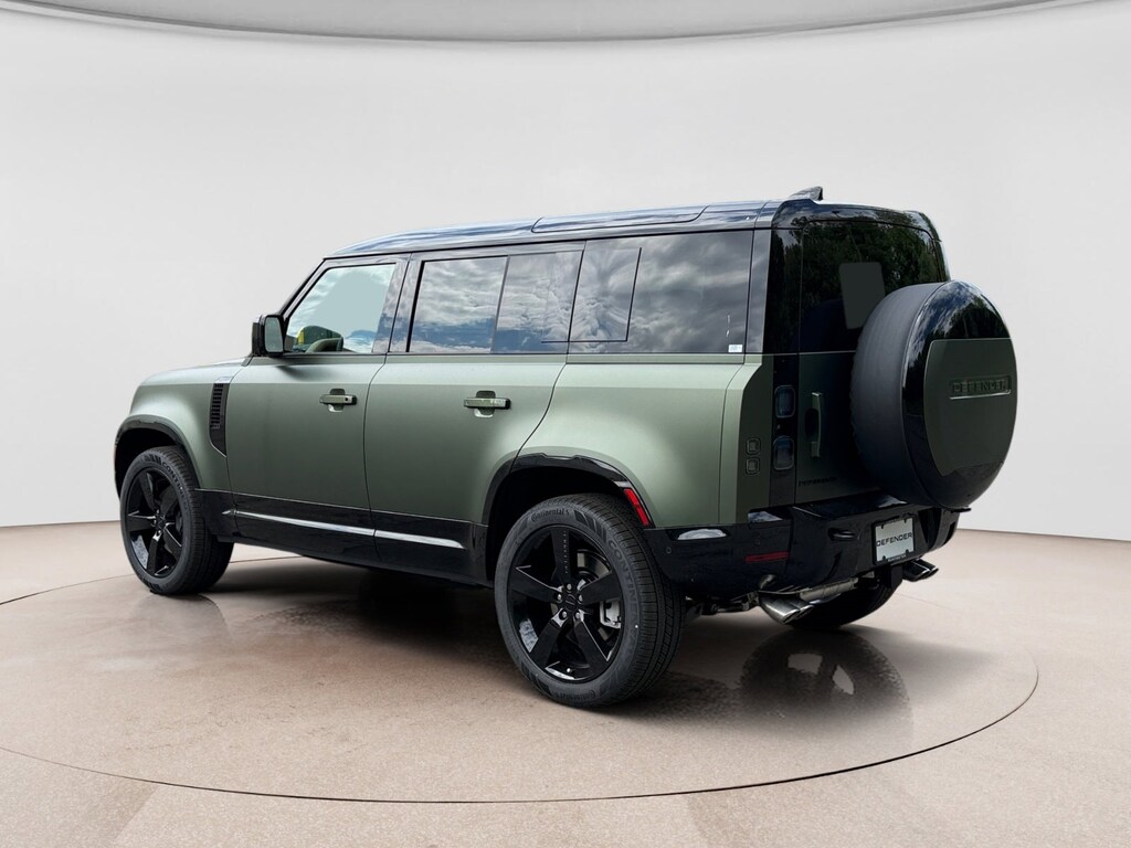 New 2026 Land Rover Defender 110 X-Dynamic SE SUV
