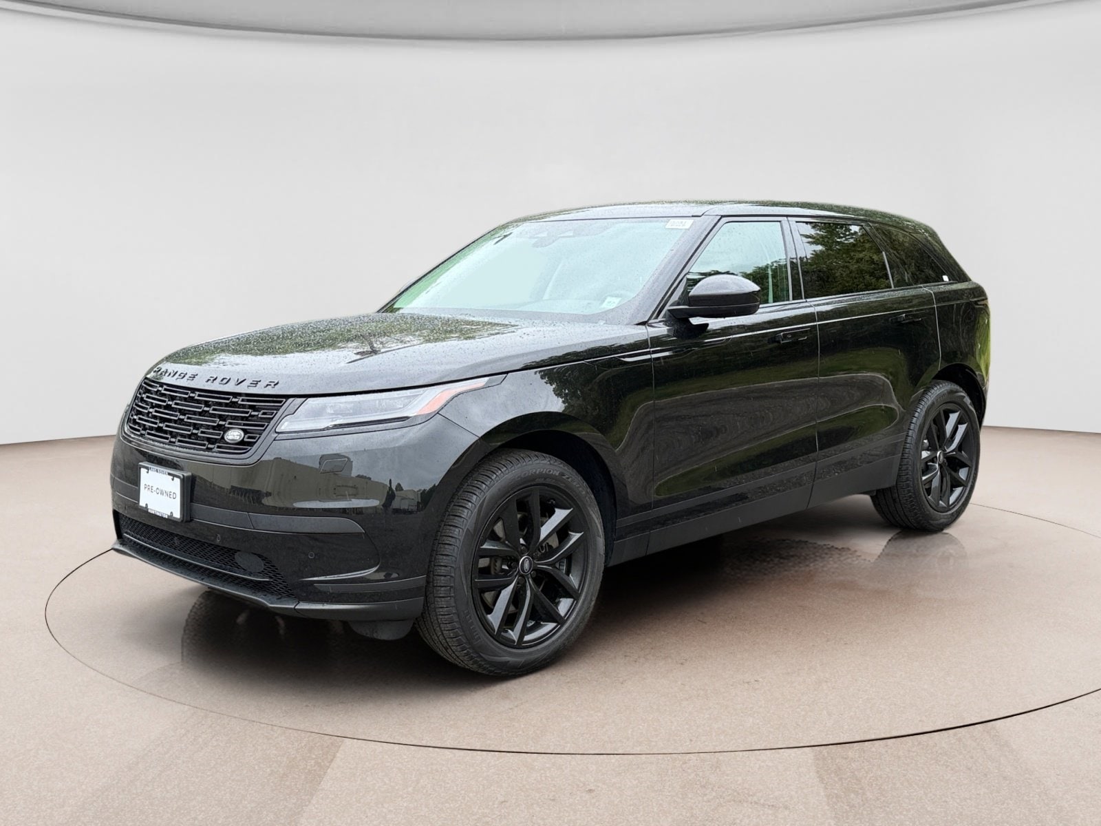 2024 Land Rover Range Rover Velar P250 S's photo