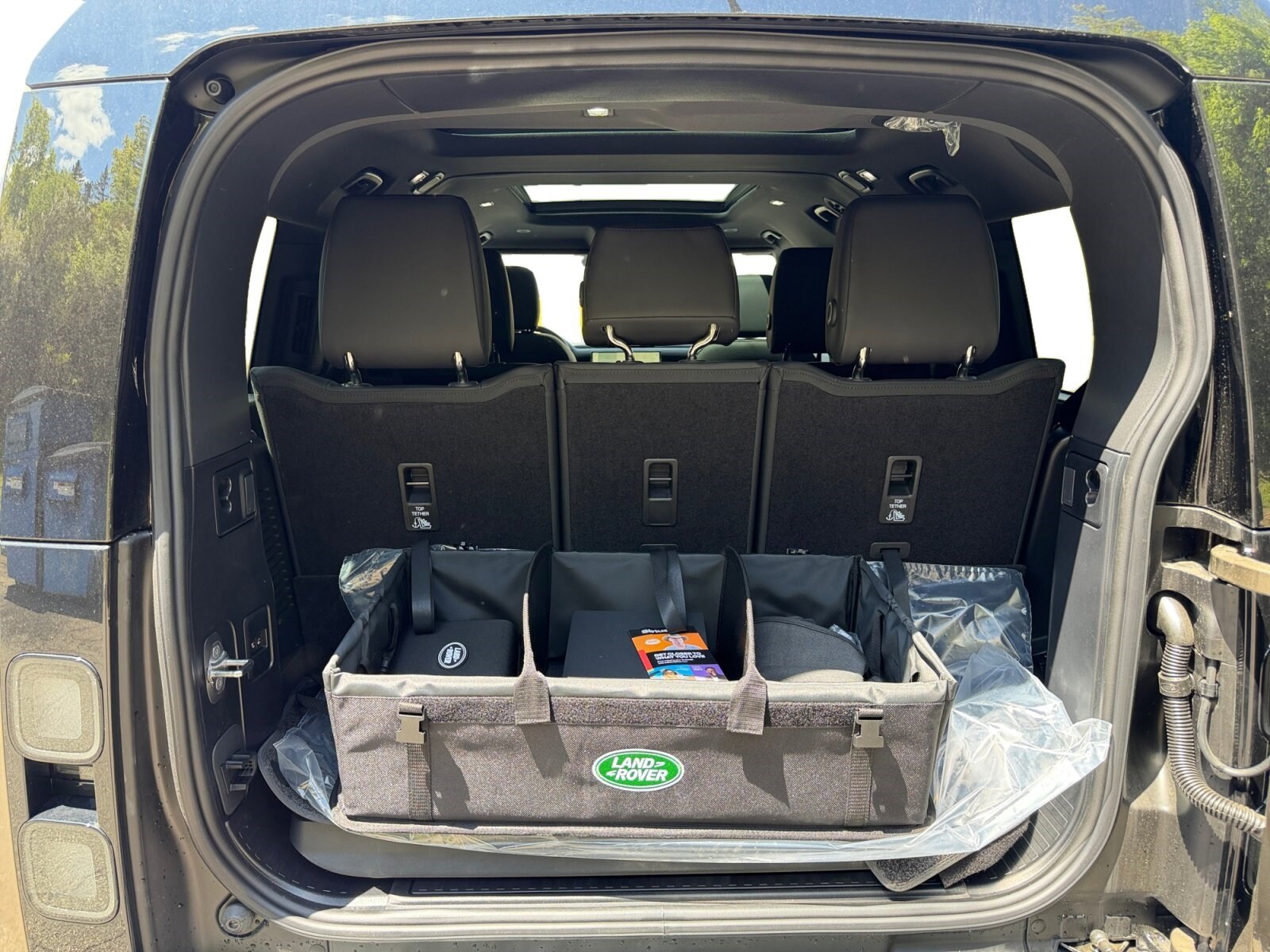 2026 Land Rover Defender X-Dynamic SE - Photo 25