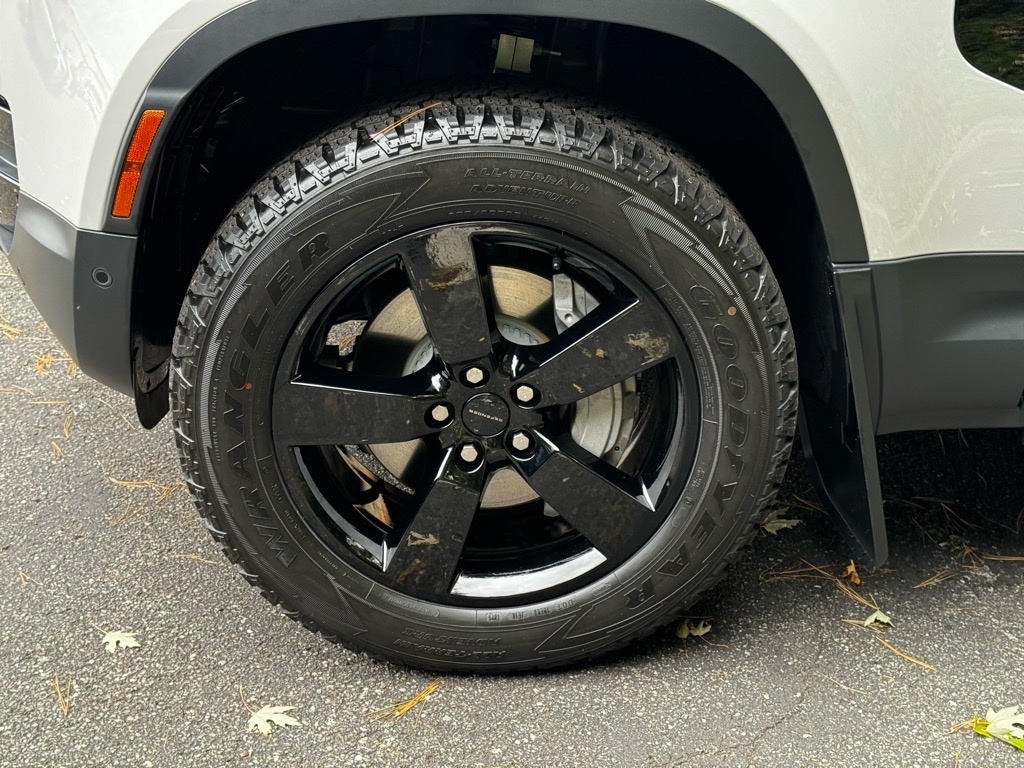 New 2026 Land Rover Defender 110 S 300PS SUV