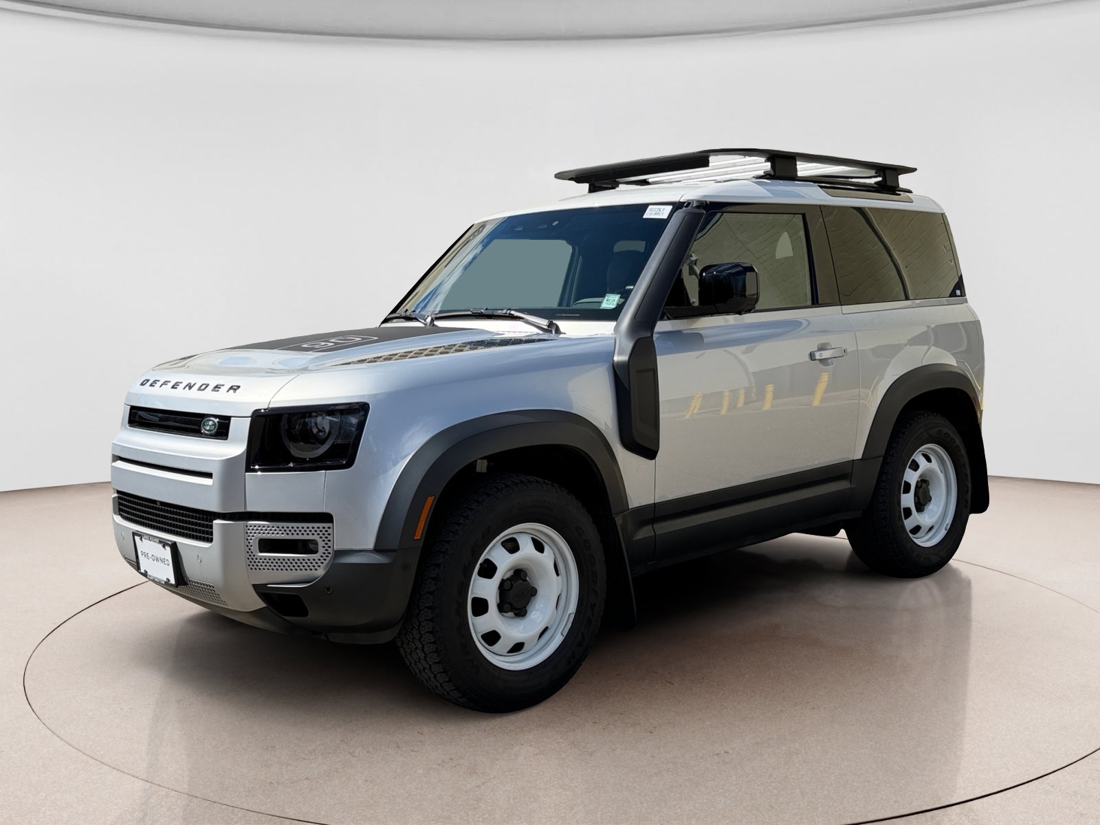 2023 Land Rover Defender S's photo