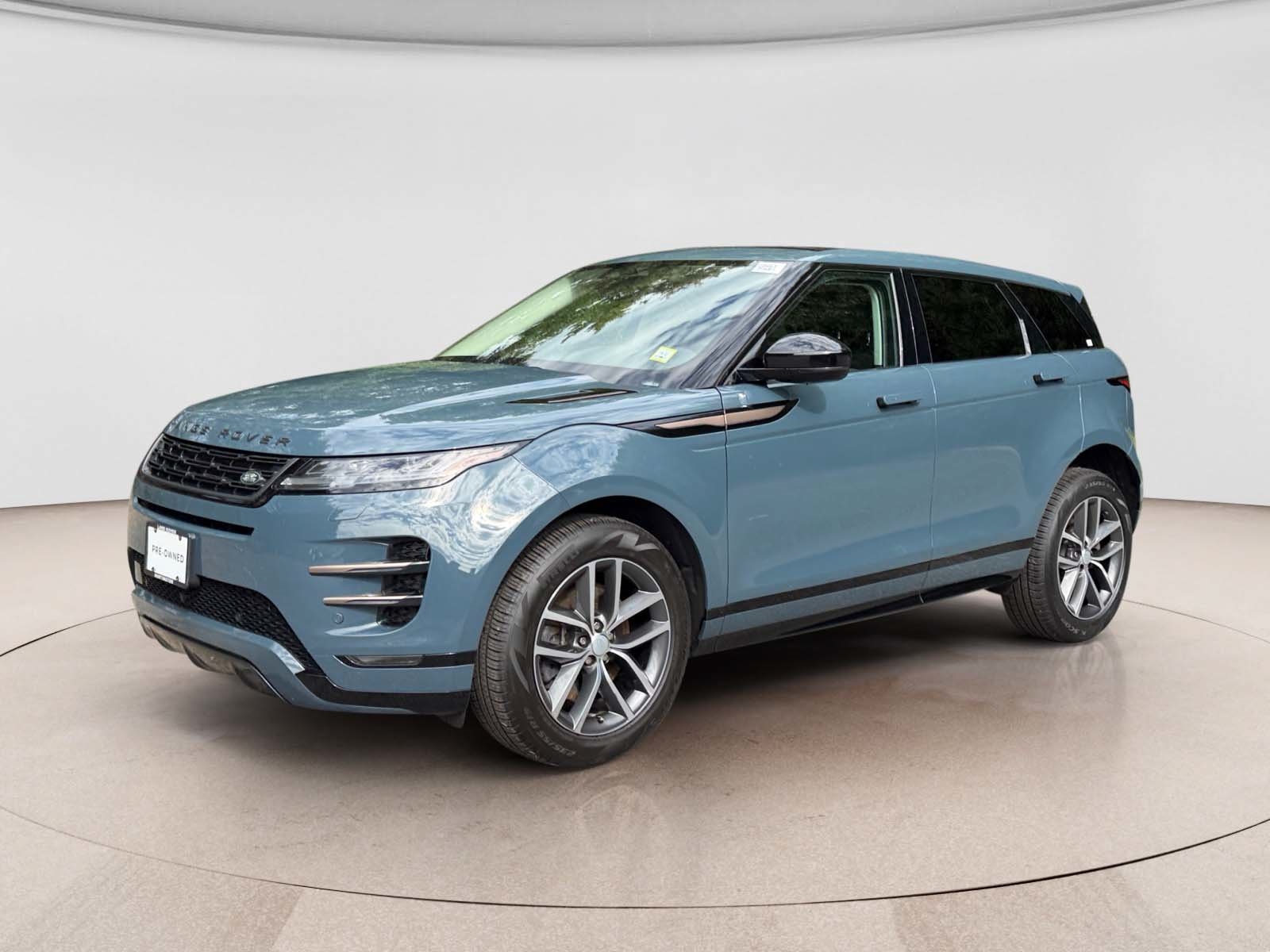 2024 Land Rover Range Rover Evoque Dynamic SUV
