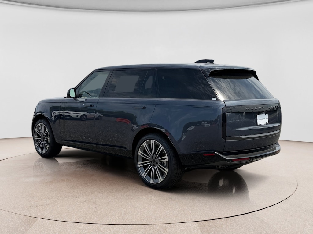 New 2026 Land Rover Range Rover SE LWB 7-Seats / V8 SUV