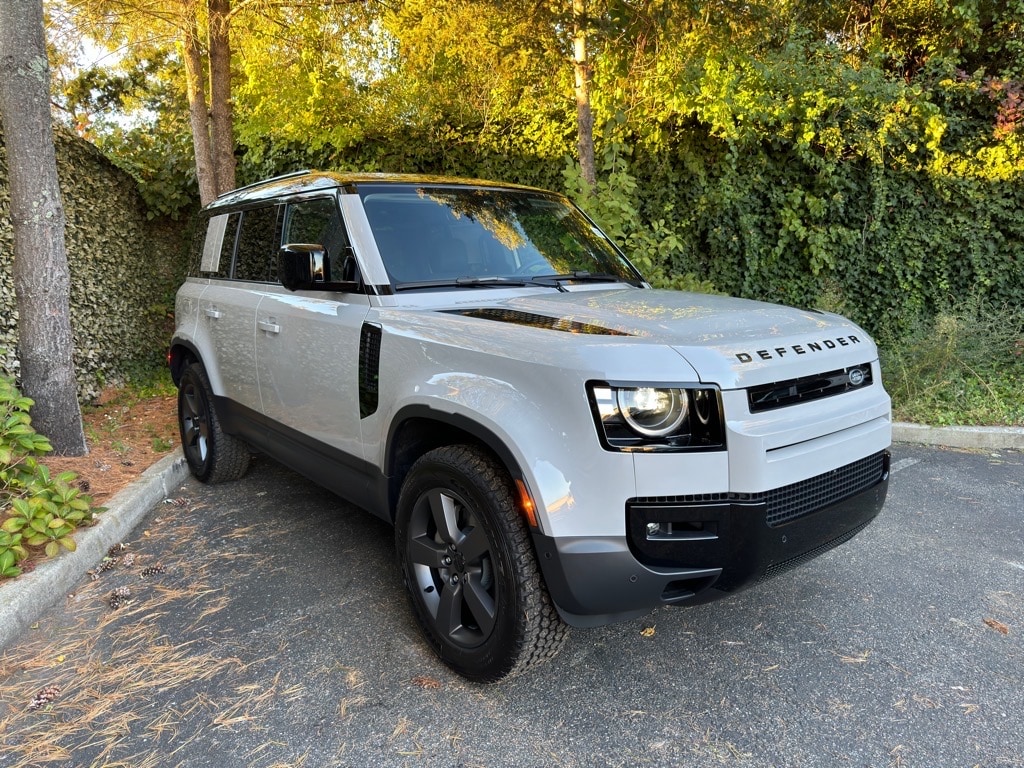 New 2026 Land Rover Defender 110 S 300PS SUV