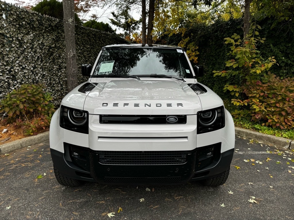 New 2026 Land Rover Defender 110 S 300PS SUV