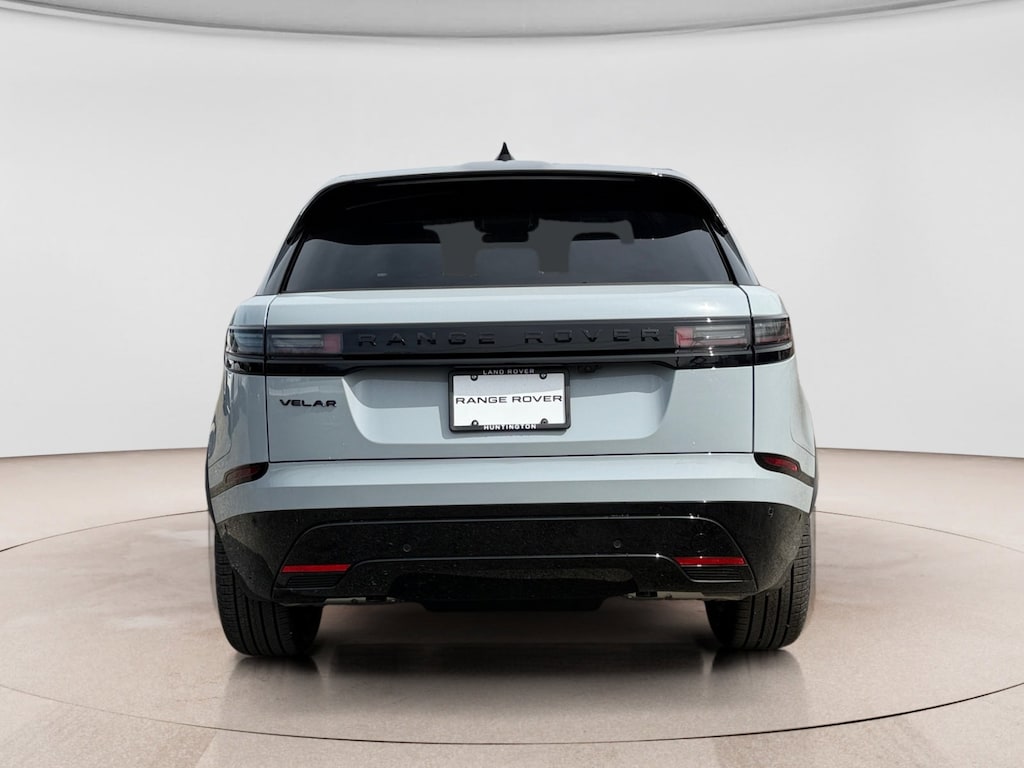 New 2026 Land Rover Range Rover Velar Dynamic SE
