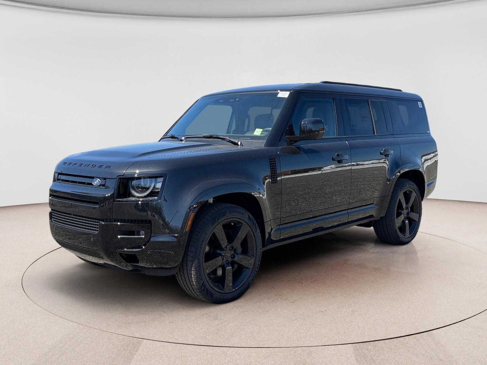 2026 Land Rover Defender 130 X-Dynamic SE P400's photo