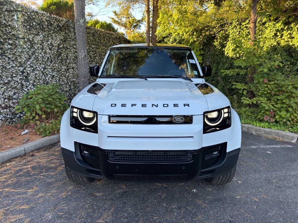 New 2026 Land Rover Defender 110 S 300PS SUV
