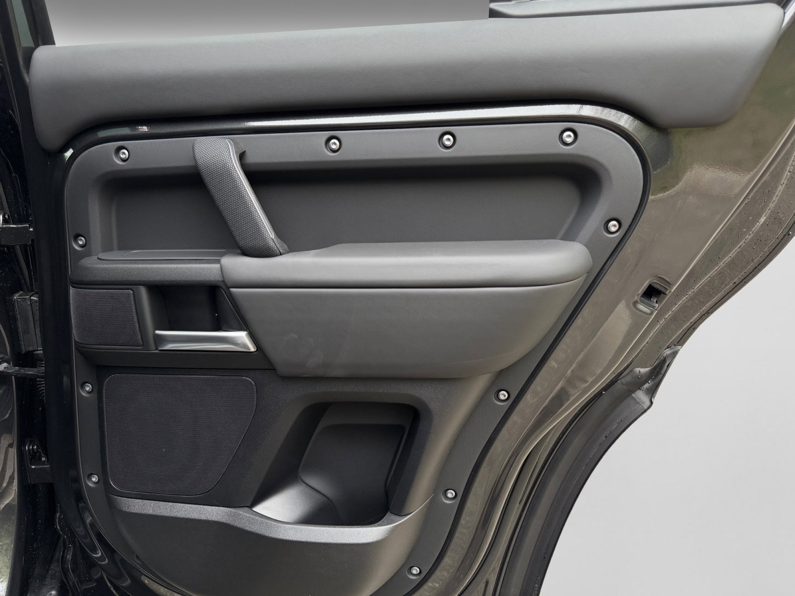 2026 Land Rover Defender V8 - Photo 21