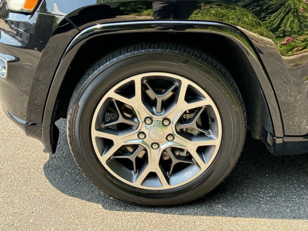 2021 Jeep Grand Cherokee Overland photo 4