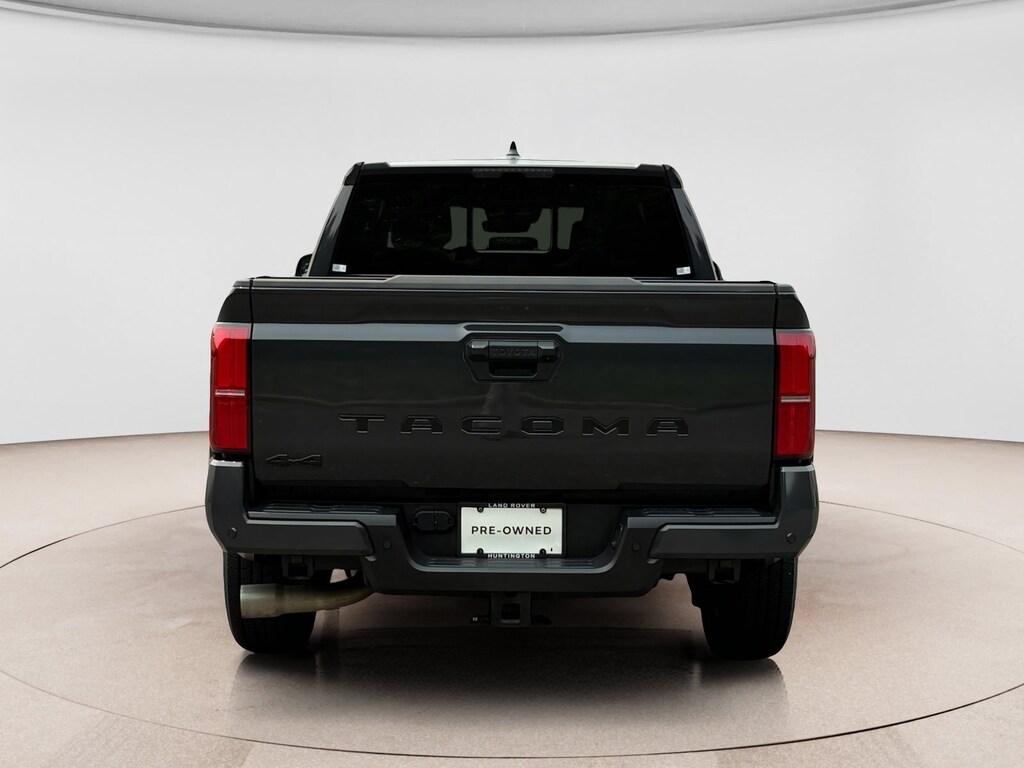Used 2025 Toyota Tacoma SR5 Truck Double Cab