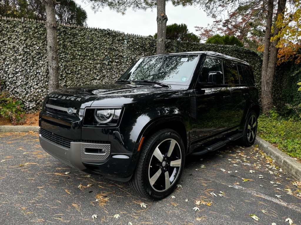 New 2025 Land Rover Defender 110 X-Dynamic SE SUV