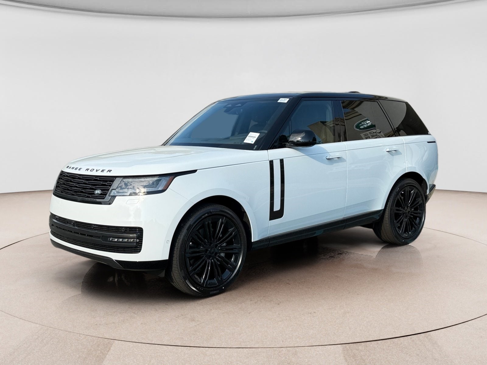 2026 Land Rover Range Rover 3.0 SE SWB's photo