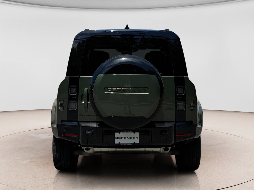 New 2026 Land Rover Defender 110 X-Dynamic SE SUV