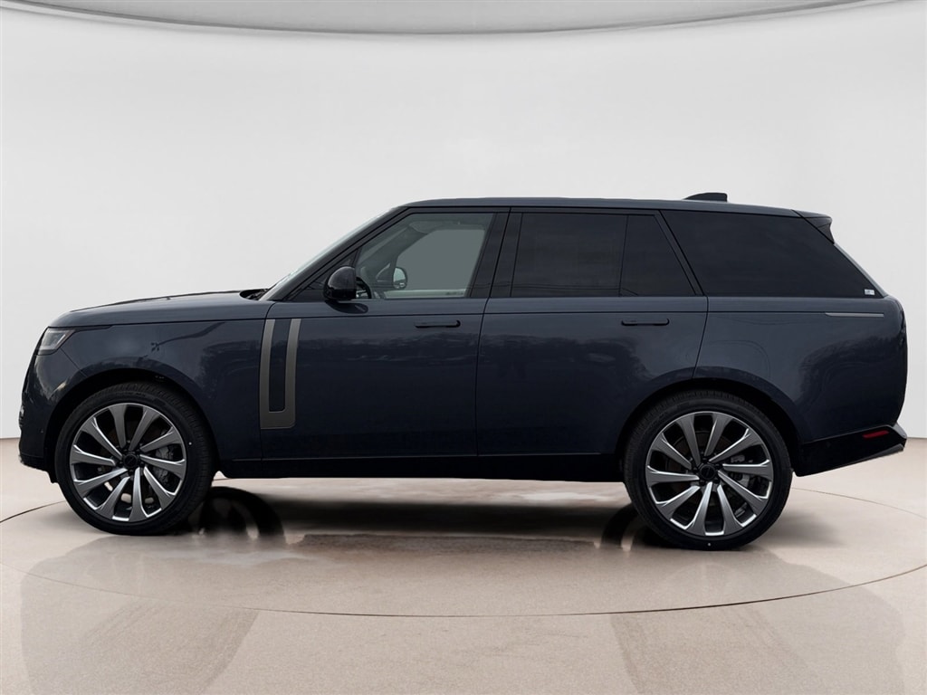New 2026 Land Rover Range Rover SE SUV