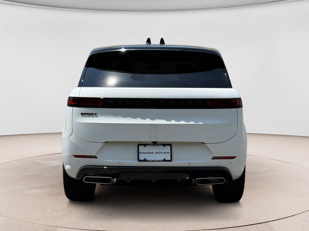 New 2026 Land Rover Range Rover Sport Dynamic SE SUV
