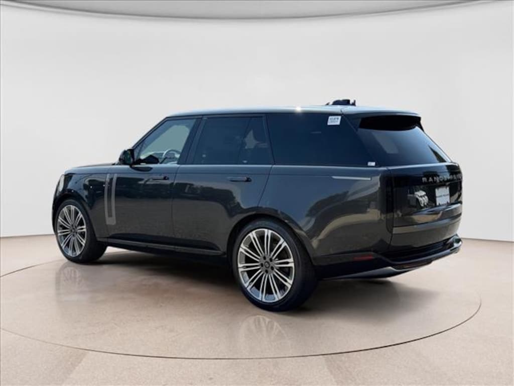 New 2027 Land Rover Range Rover SE SUV