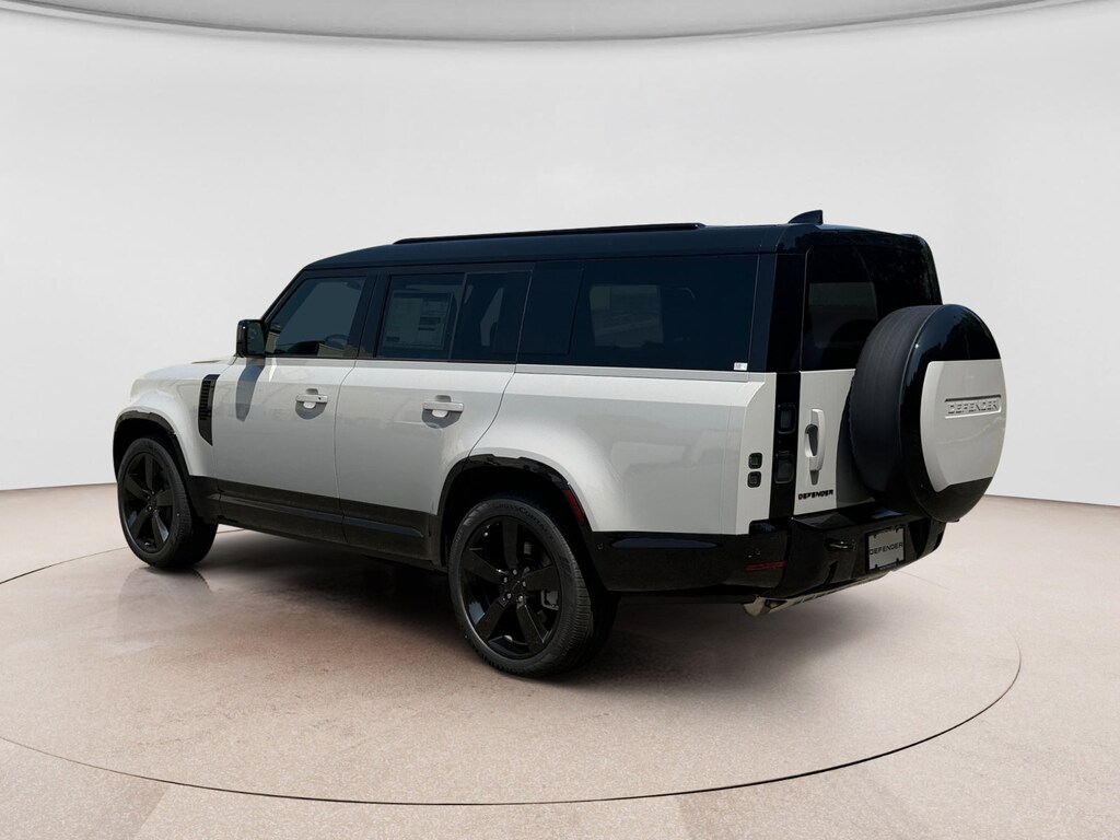 New 2026 Land Rover Defender 130 X-Dynamic SE SUV