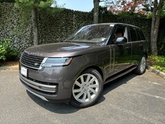 2023 Land Rover Range Rover SE SUV