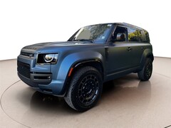 2026 Land Rover Defender 110 Octa SUV