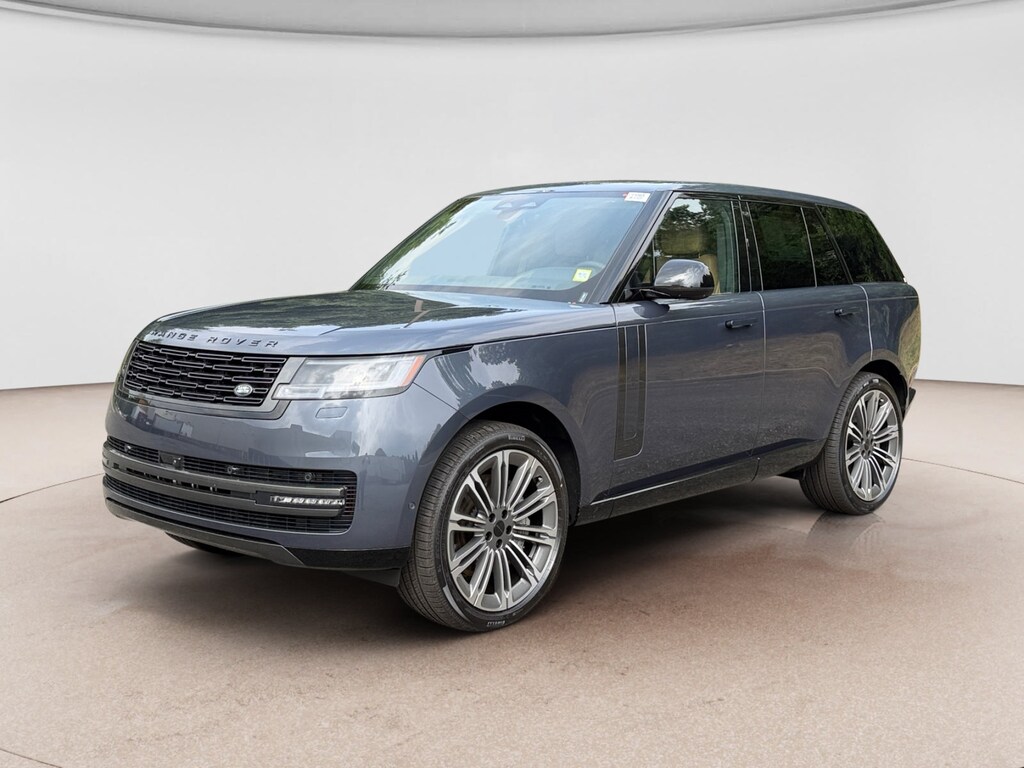 New 2026 Land Rover Range Rover SE SUV
