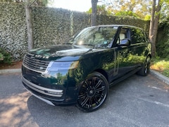 2025 Land Rover Range Rover SE SUV