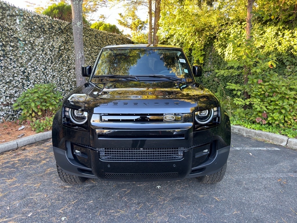 New 2026 Land Rover Defender 110 S 300PS SUV