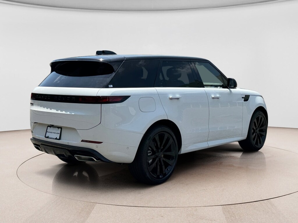 New 2026 Land Rover Range Rover Sport Dynamic SE SUV
