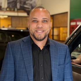 Staff member Ariq Williams from ID_bd87acc2d449