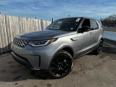 2025 Land Rover Discovery S SUV