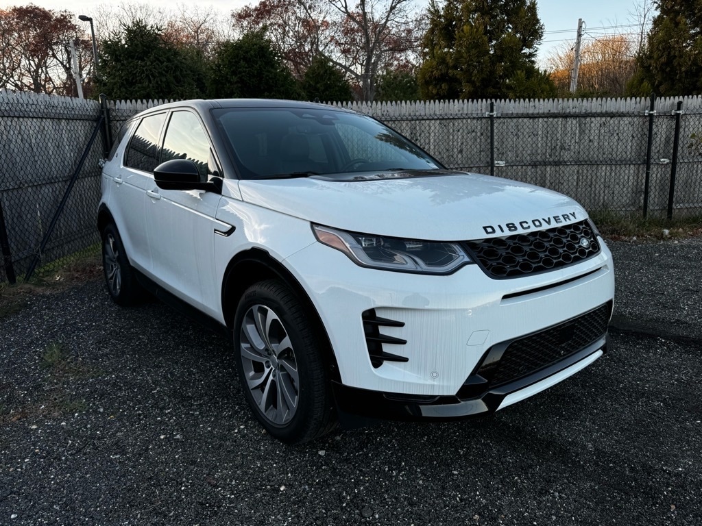 New 2025 Land Rover Discovery Sport Dynamic SE SUV SWB