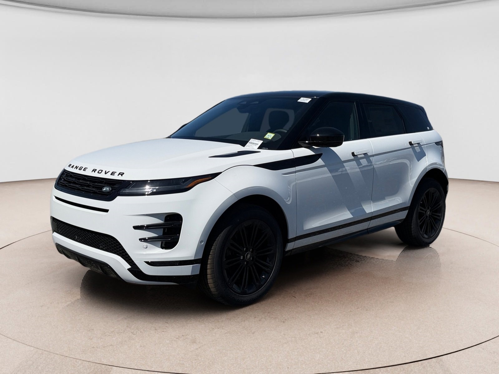 2026 Land Rover Range Rover Evoque Dynamic SE