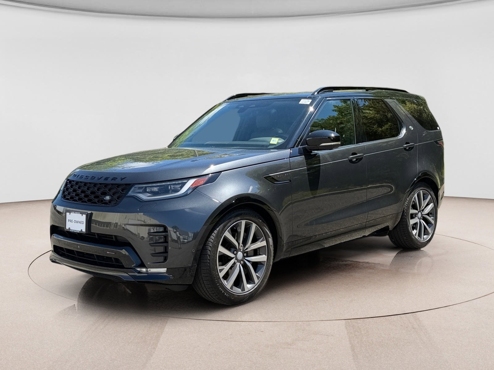 2023 Land Rover Discovery S R Dynamic's photo