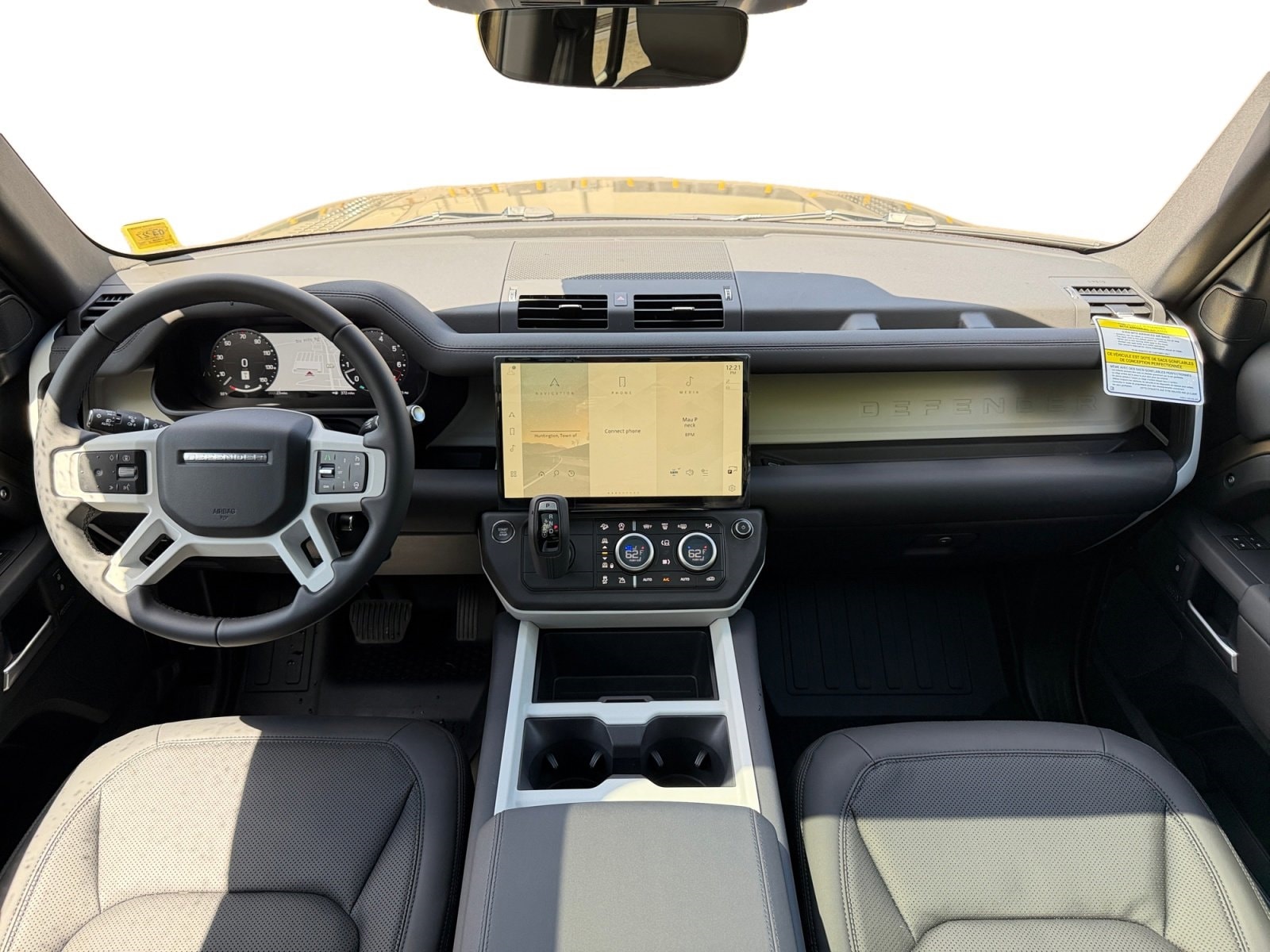 2026 Land Rover Defender X-Dynamic SE - Photo 19