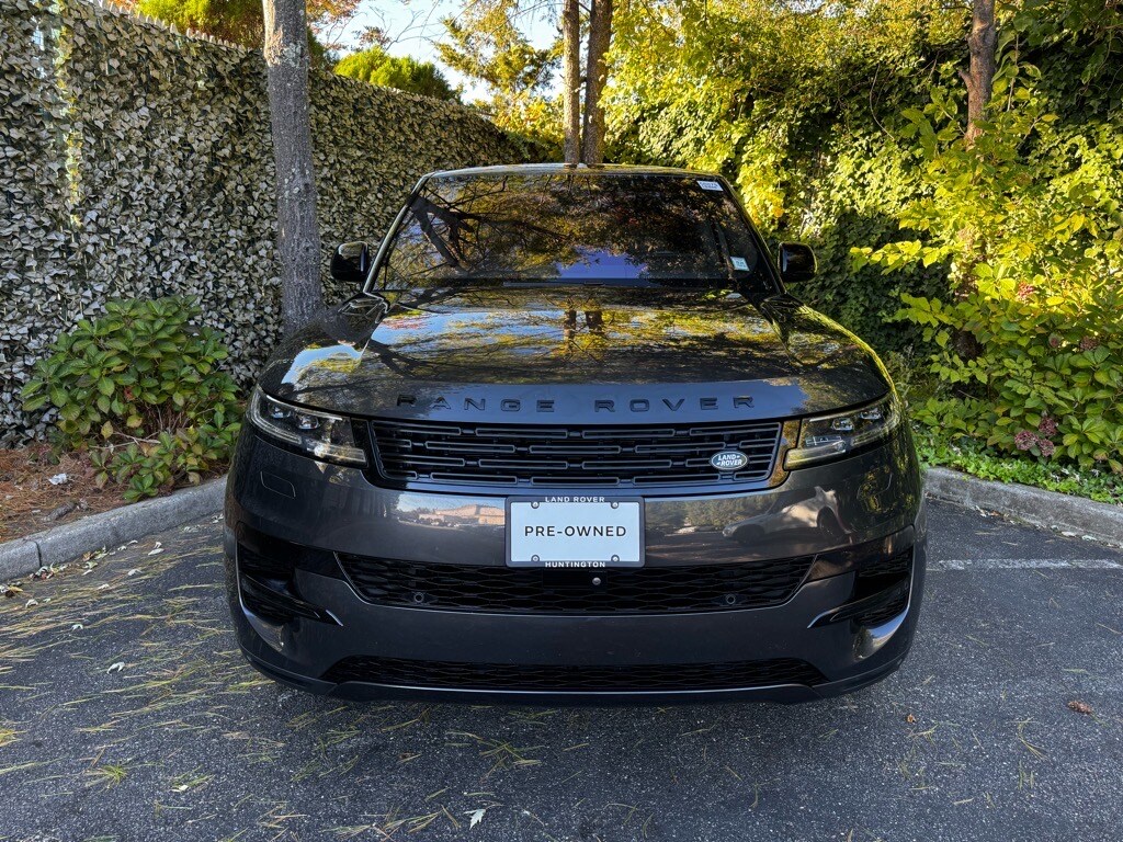 2023 Land Rover Range Rover Sport SE photo 2