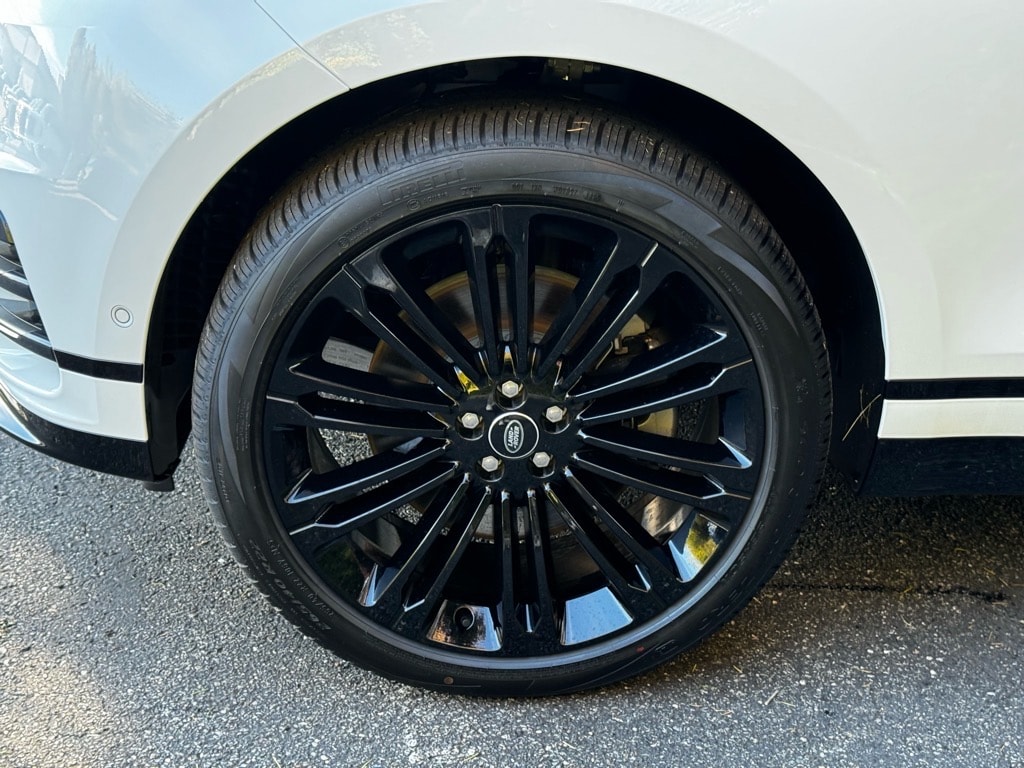 New 2026 Land Rover Range Rover Velar Dynamic SE AWD P400 Dynamic SE SUV