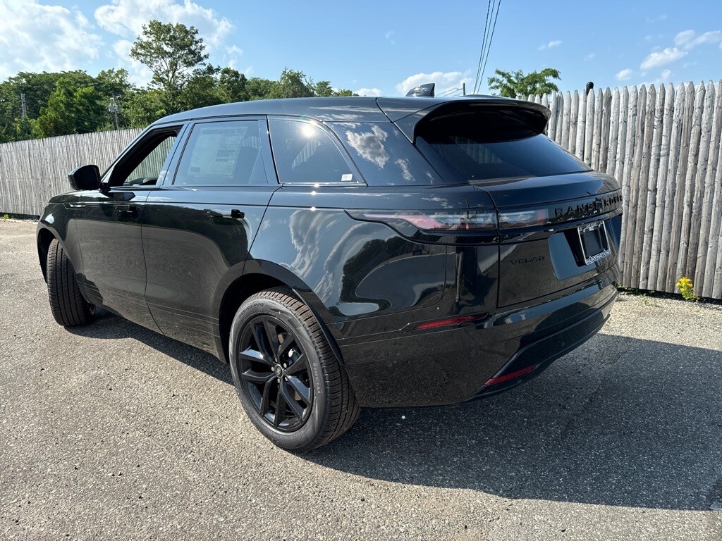2026 Land Rover Range Rover Velar P250 Dynamic SE photo 2