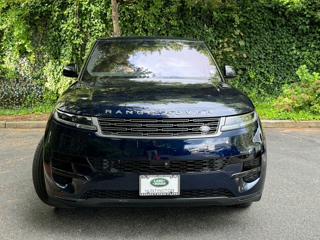 Used 2023 Land Rover Range Rover Sport SE with VIN SAL1P9EU6PA136372 for sale in Huntington, NY