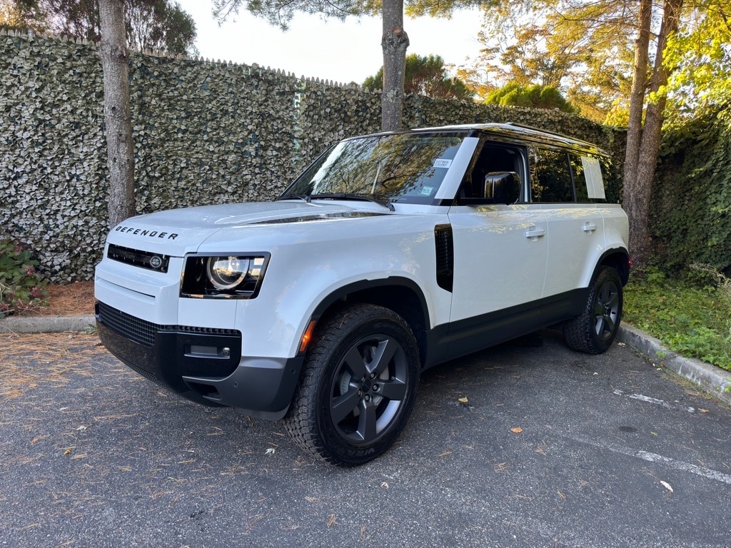 2026 Land Rover Defender S